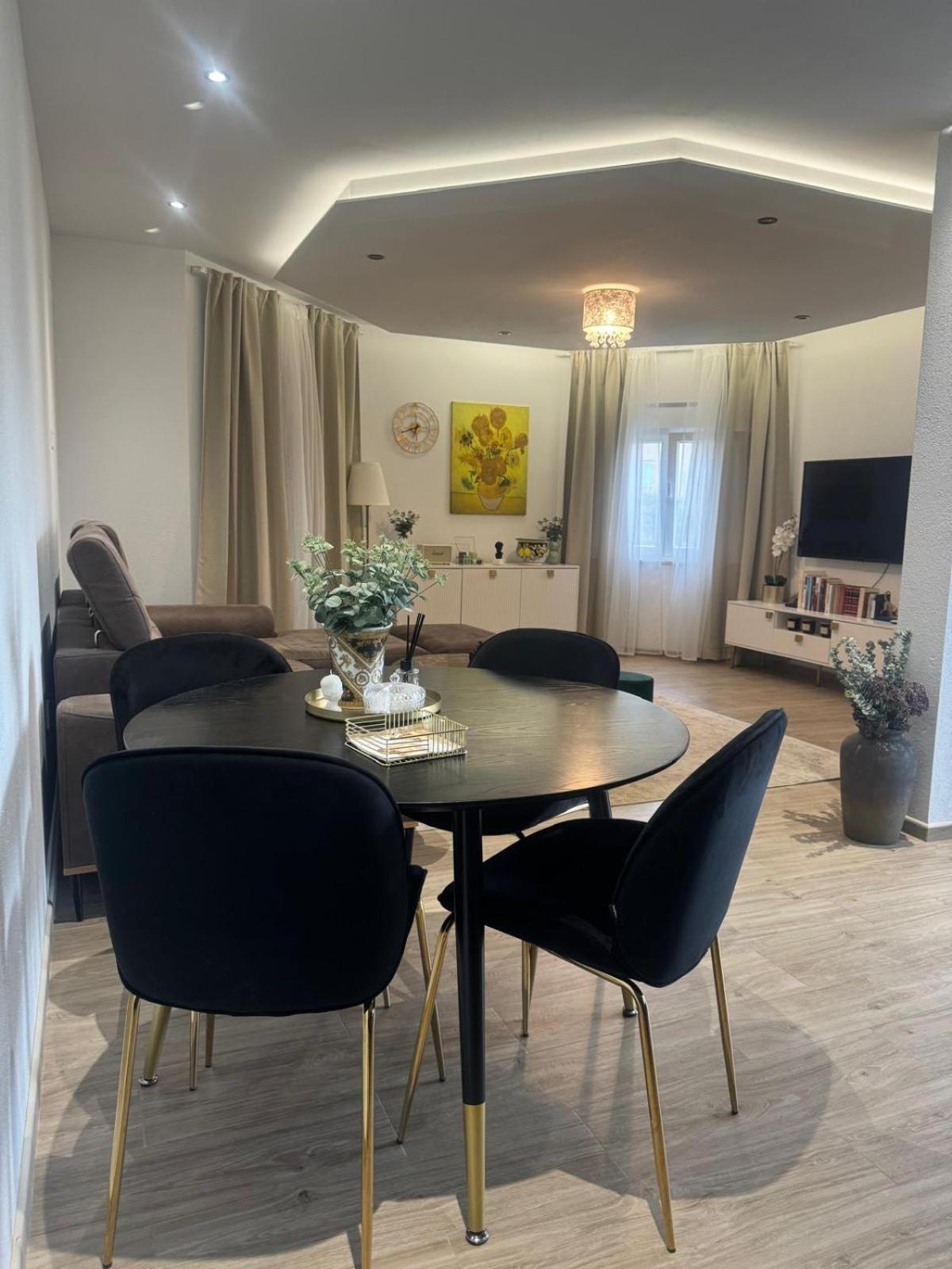 M&M Spalato Residence Солин Екстериор снимка