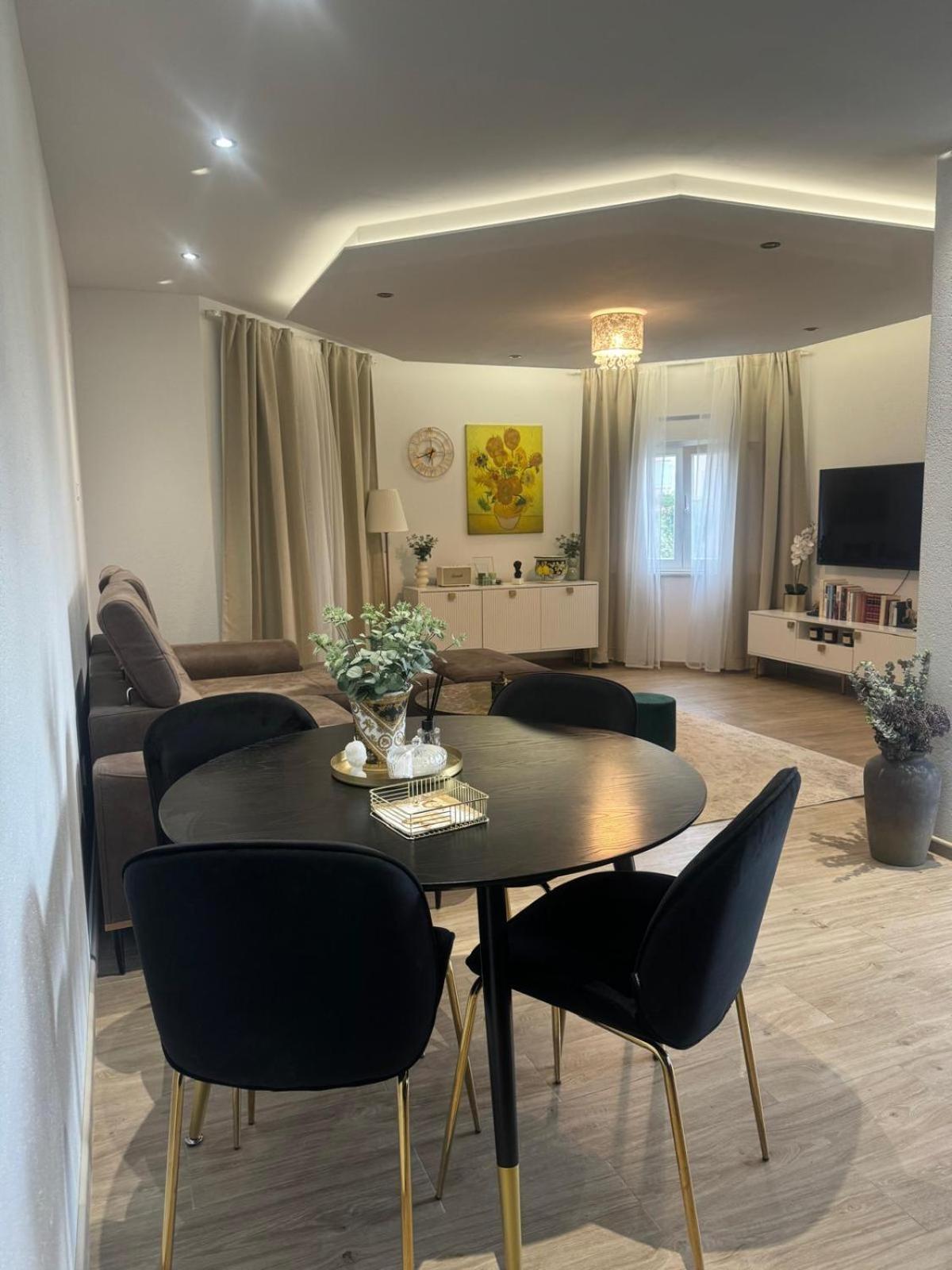 M&M Spalato Residence Солин Екстериор снимка